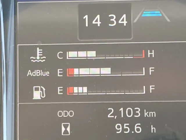 走行メーターです。|日野 レンジャー 2PG-FE2ACAの写真32