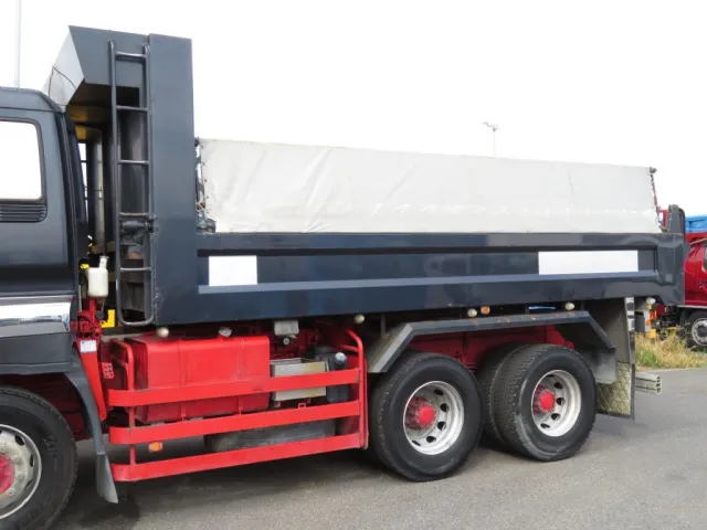 ボディー側面の状態です。|いすゞ ギガ QKG-CXZ77ATの写真15