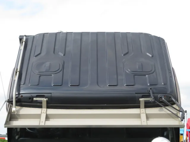 いすゞ ギガ QKG-CXZ77ATの写真26