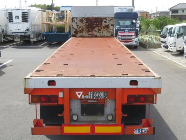 後方から見た状態です。|トレクス  PFG339EWの写真7