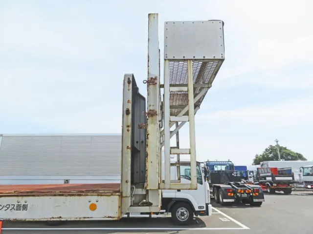 プロテクターにサビ・キズがあります。|トレクス  PFG339EWの写真26