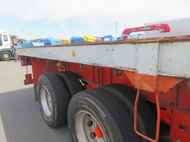 サビ・キズがあります。（中柱下部にヘコミがあります）|トレクス  PFG339EWの写真30