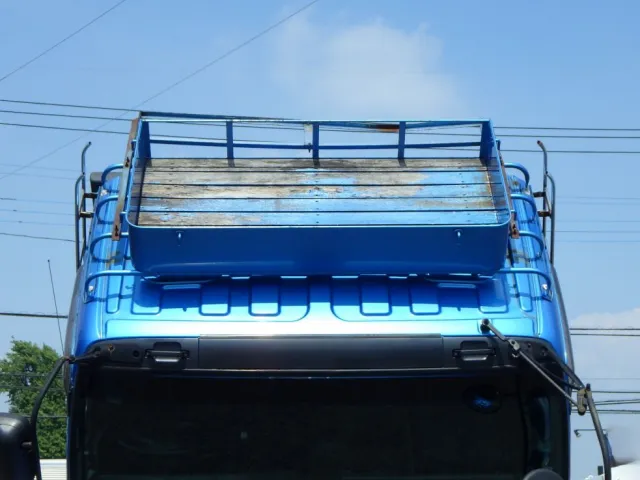 いすゞ ギガ PKG-CYL77V8の写真19