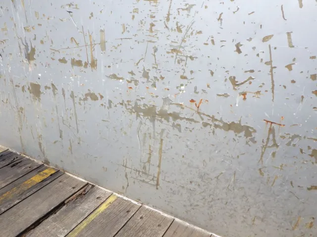 プロテクター裏側にキズ・サビ・ヘコミがあります。|いすゞ ギガ PKG-CYL77V8の写真37