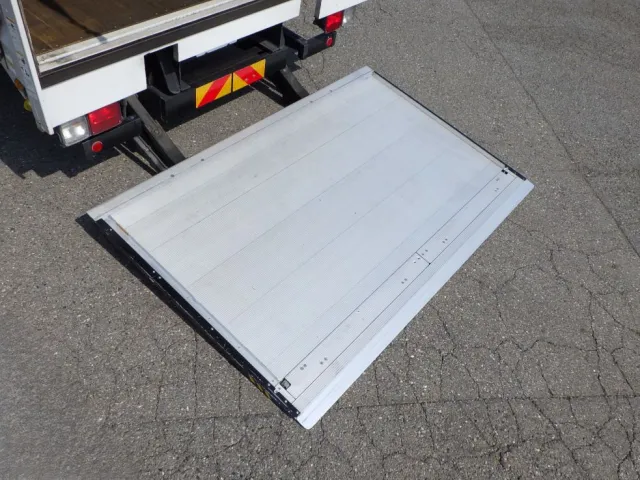 ゲートのステージ状態です。|日野 レンジャー 2KG-FD2ABA(2WD)の写真11