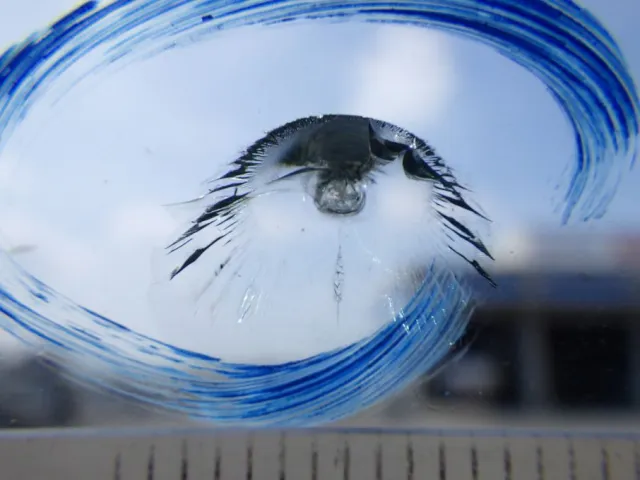 フロントガラスに飛び石キズがあります。|日野 レンジャー 2KG-FD2ABA(2WD)の写真18