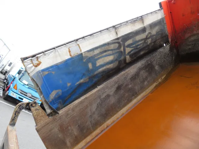 コボレーンシート内側の状態です。|日野 レンジャー 2PG-FE2ABAの写真38