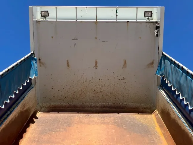 三菱 スーパーグレート QKG-FV60VXの写真9