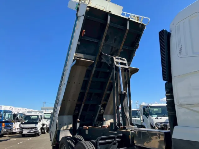 三菱 スーパーグレート QKG-FV60VXの写真10