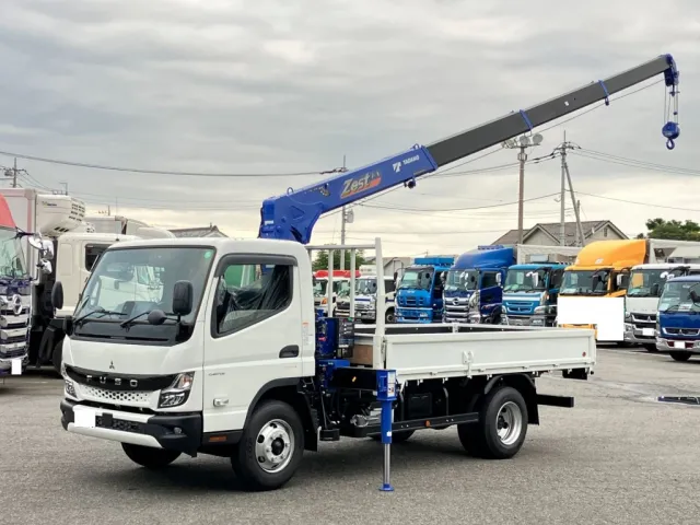 三菱 キャンター 2RG-FEB80(2WD)の写真1