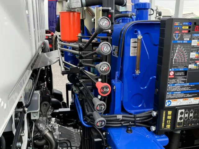 三菱 キャンター 2RG-FEB80(2WD)の写真11