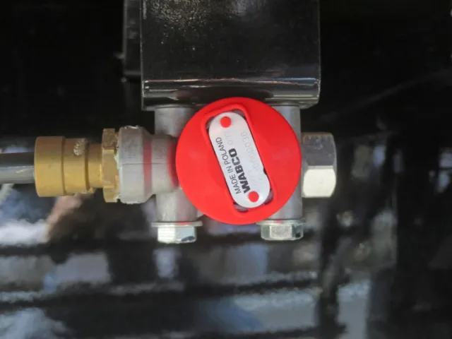 駐車ブレーキです。|トレクス  PLB34112改の写真21