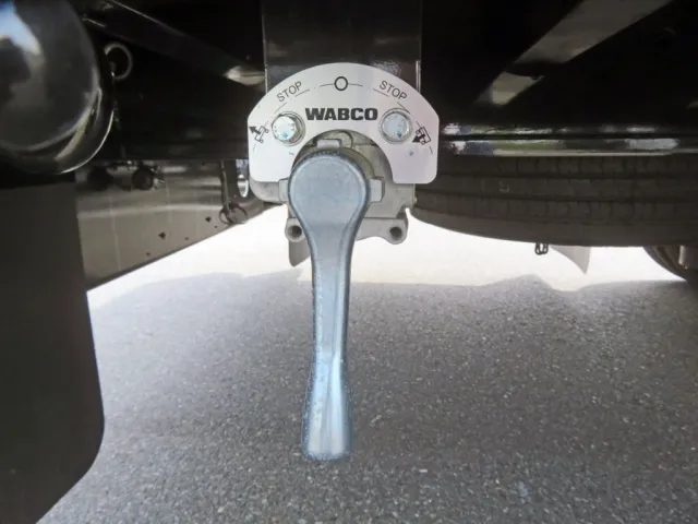 車高調整レバーです。|トレクス  PLB34112改の写真25