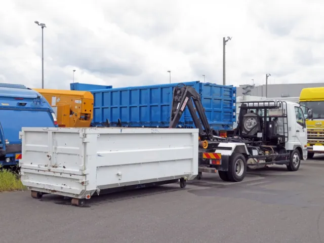 三菱 ファイター 2KG-FK71F(2WD)の写真6