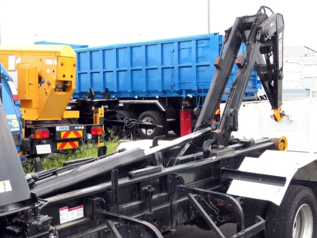 シングルシリンダーです。|三菱 ファイター 2KG-FK71F(2WD)の写真11