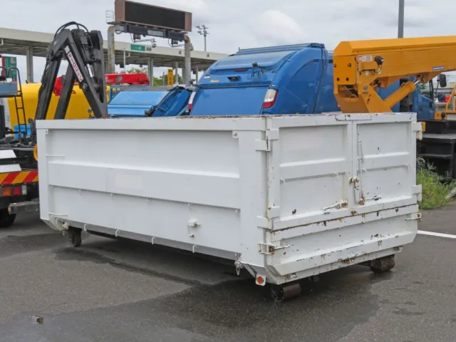 三菱 ファイター 2KG-FK71F(2WD)の写真13