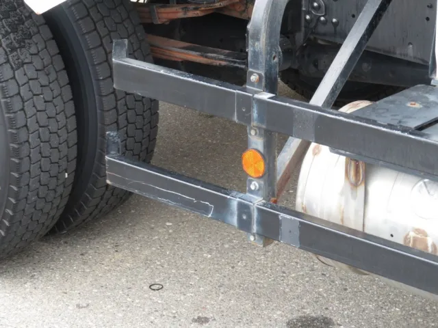 運転席側サイドバンパーにキズがあります。|三菱 ファイター 2KG-FK71F(2WD)の写真42