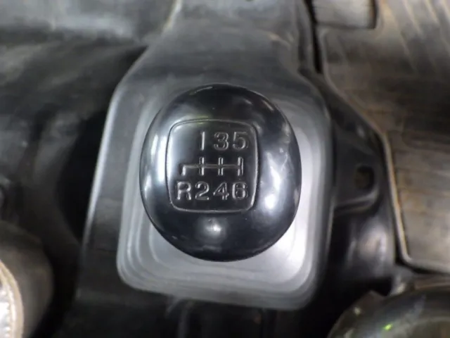 MT６速です。|日野 レンジャー BKG-FD7JLYA(2WD)の写真18