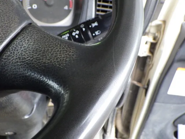 ハンドルにスレがあります。|日野 レンジャー BKG-FD7JLYA(2WD)の写真43