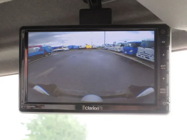 液晶バックモニター付きです。|いすゞ フォワード 2RG-FRR90S2(2WD)の写真22