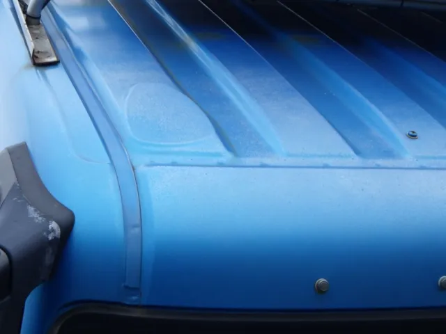 ルーフにクリアの剝がれがあります。|三菱 スーパーグレート QPG-FU64VZの写真25