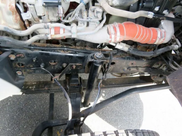 脚廻り・シャーシにサビがあります。|日野 レンジャー 2KG-FD2ABA(2WD)の写真38