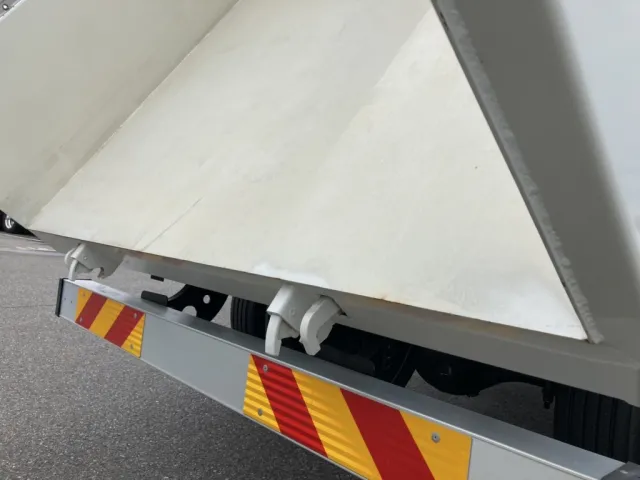 床後方の状態です。|三菱 ファイター 2KG-FK62FZの写真18