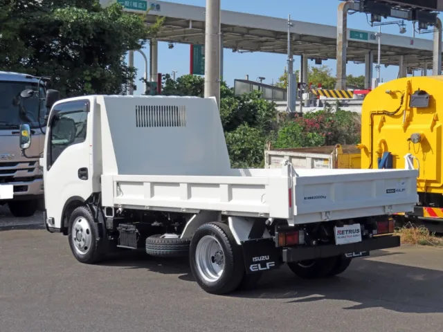 いすゞ エルフ 2RG-NJR88AT(2WD)の写真3