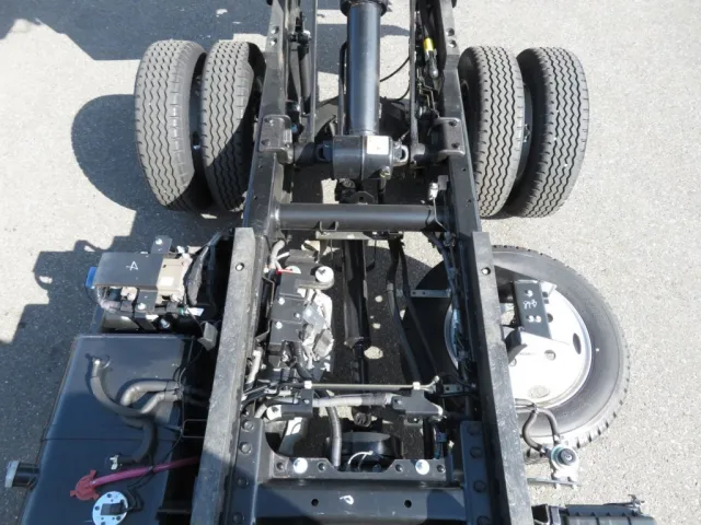 いすゞ エルフ 2RG-NJR88AT(2WD)の写真10