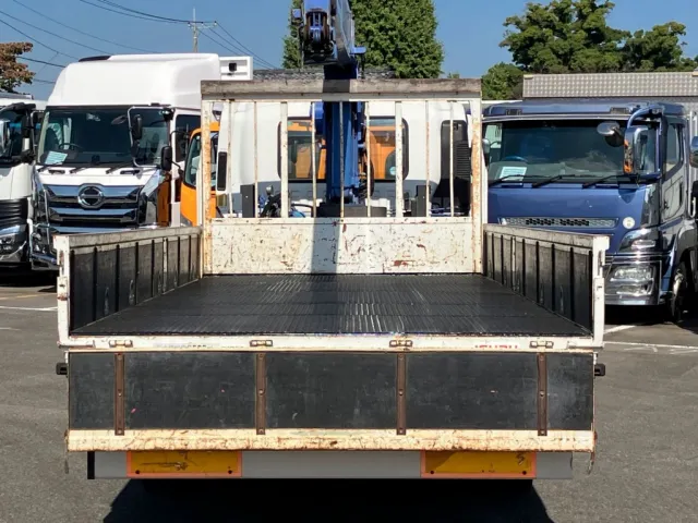 荷台全体の状態です。|いすゞ フォワード PKG-FRR90S1(2WD)の写真9