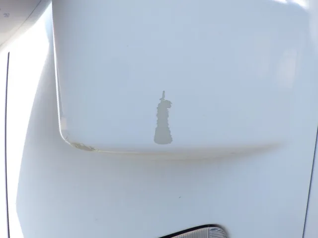 助手席側コーナーパネルにキズがあります。|いすゞ フォワード PKG-FRR90S1(2WD)の写真29