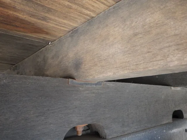 ネタの一部に沈みがあります。|いすゞ フォワード PKG-FRR90S1(2WD)の写真45