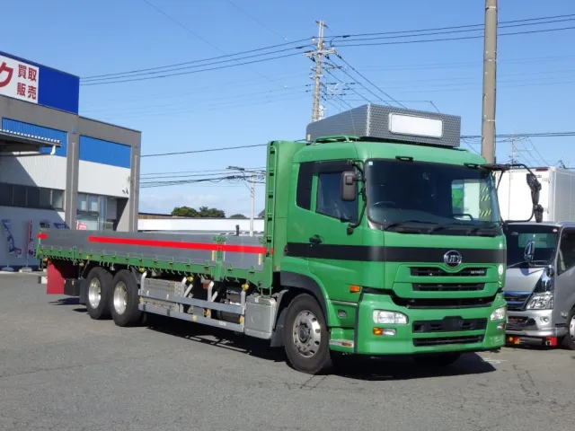 UDトラックス クオン QPG-CD5ZLの写真2