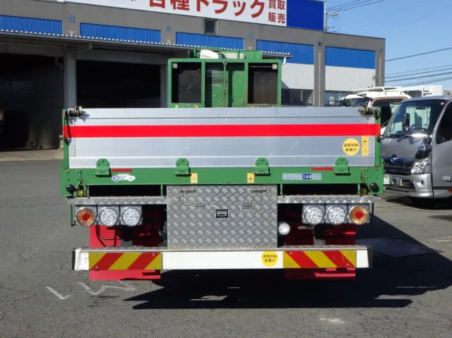 UDトラックス クオン QPG-CD5ZLの写真8