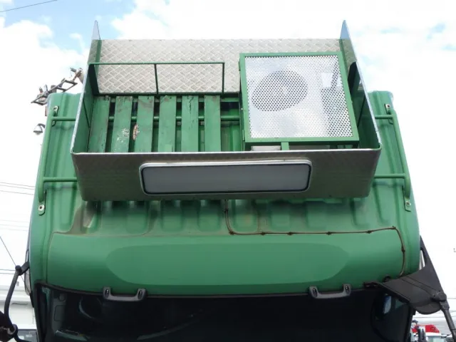 UDトラックス クオン QPG-CD5ZLの写真18