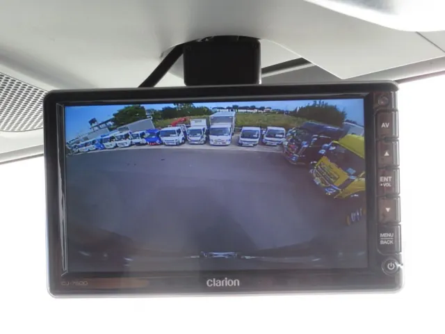 液晶バックモニター付きです。|いすゞ ギガ 2PG-CYJ77Cの写真22