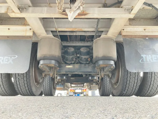 下回りの状態です。|トレクス  PLG241BCの写真11