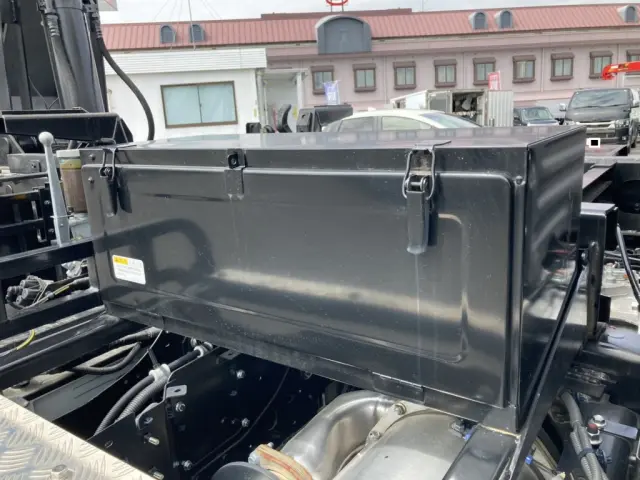 工具箱の状態です。|日野 プロフィア 2DG-FS1AGE(6x4)の写真25