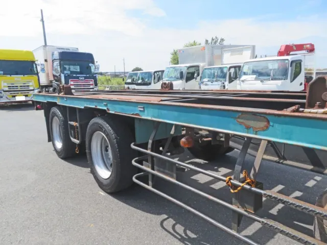 サイドレールに塗装の剥がれ・小さいキズ・サビがあります。|日通  NT2340改の写真26