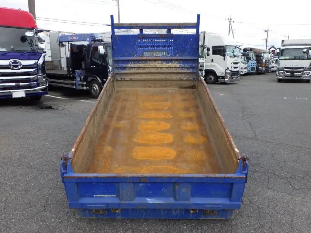 荷台全体の状態です。|いすゞ エルフ TPG-NKR85AN(2WD)の写真8