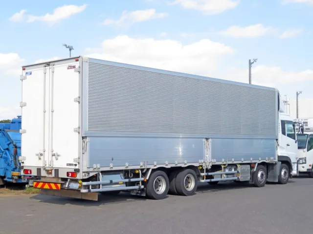 UDトラックス クオン 2PG-CG5CAの写真4