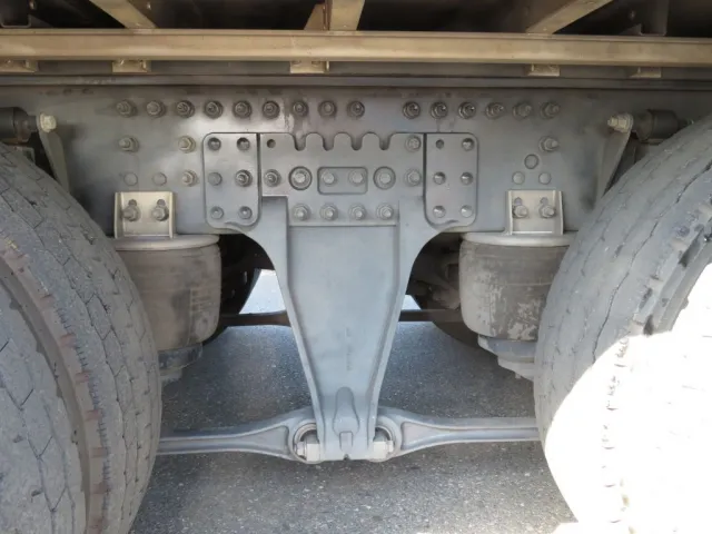 エアサスです。|UDトラックス クオン 2PG-CG5CAの写真5