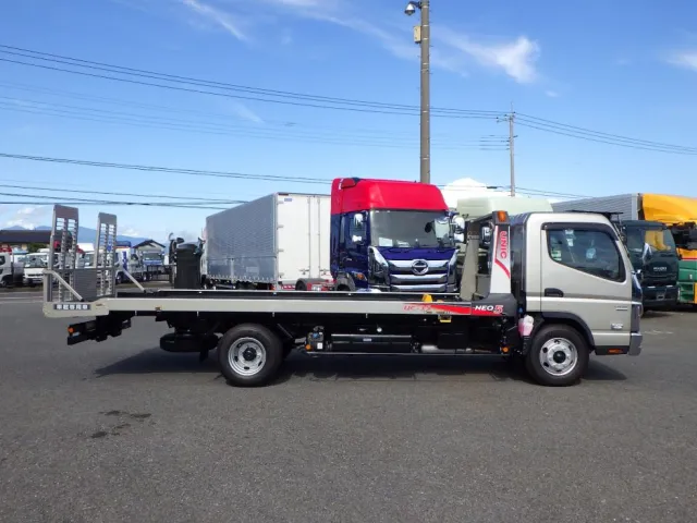 三菱 キャンター 2PG-FEB80(2WD)の写真31