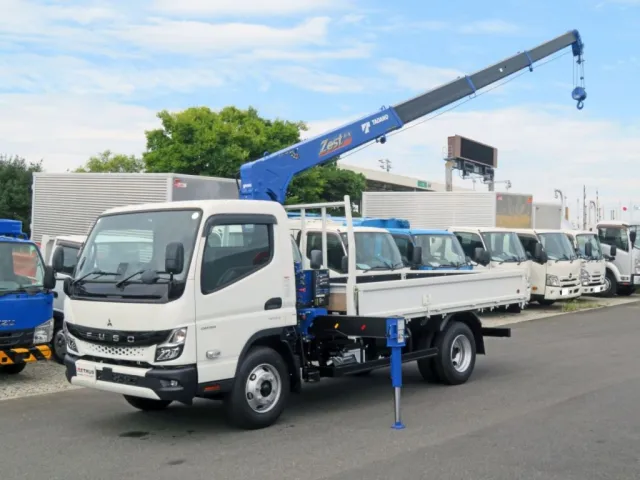 三菱 キャンター 2PG-FEB80(2WD)の写真1