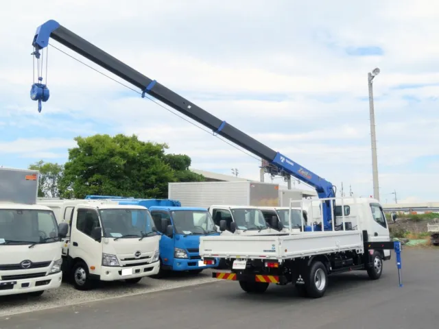 三菱 キャンター 2PG-FEB80(2WD)の写真4