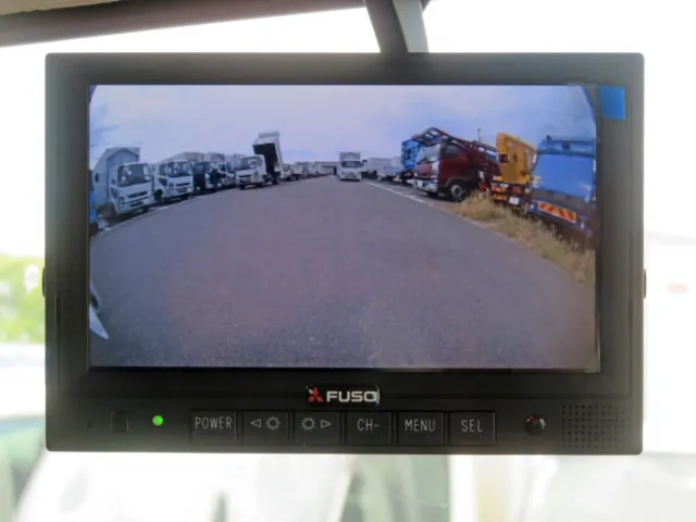 液晶バックモニター付きです。|三菱 キャンター 2PG-FEB80(2WD)の写真22