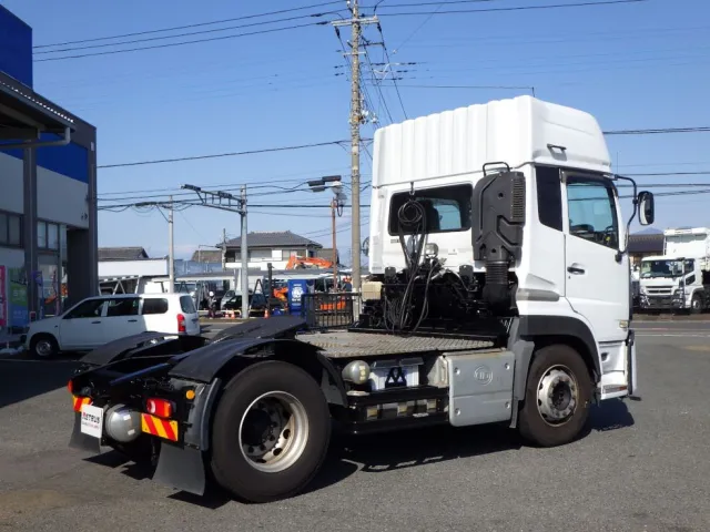UDトラックス クオン 2PG-GK5AABの写真4