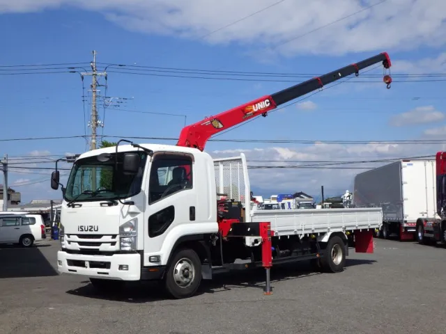 いすゞ フォワード 2RG-FRR90S2(2WD)の写真1