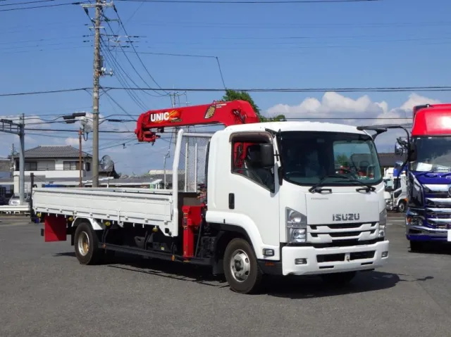 いすゞ フォワード 2RG-FRR90S2(2WD)の写真2