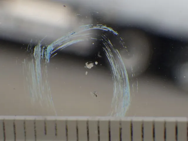 フロントガラスに小キズがあります。|いすゞ フォワード 2RG-FRR90S2(2WD)の写真16